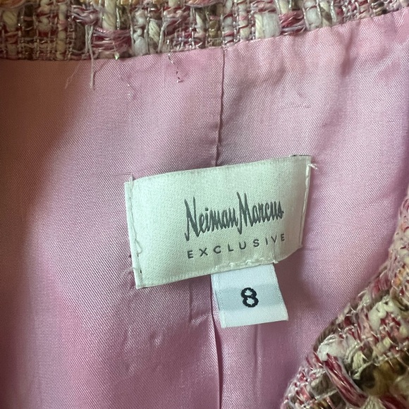 Neiman Marcus Tweed pink blazer - Picture 6 of 11